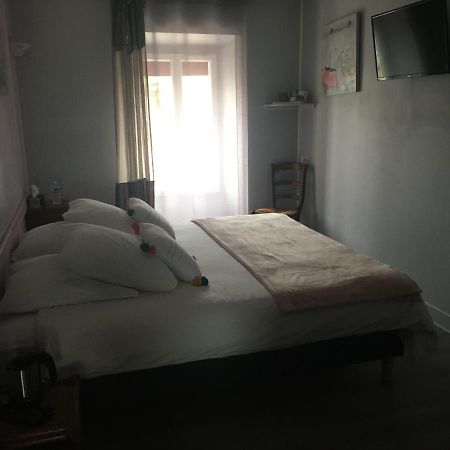 L'Un Des Sens Otel Villefranche-de-Lonchat Dış mekan fotoğraf