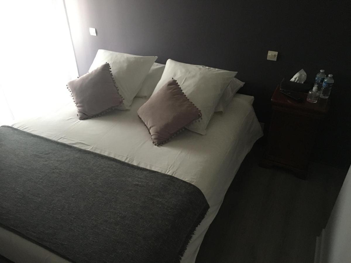 L'Un Des Sens Otel Villefranche-de-Lonchat Dış mekan fotoğraf