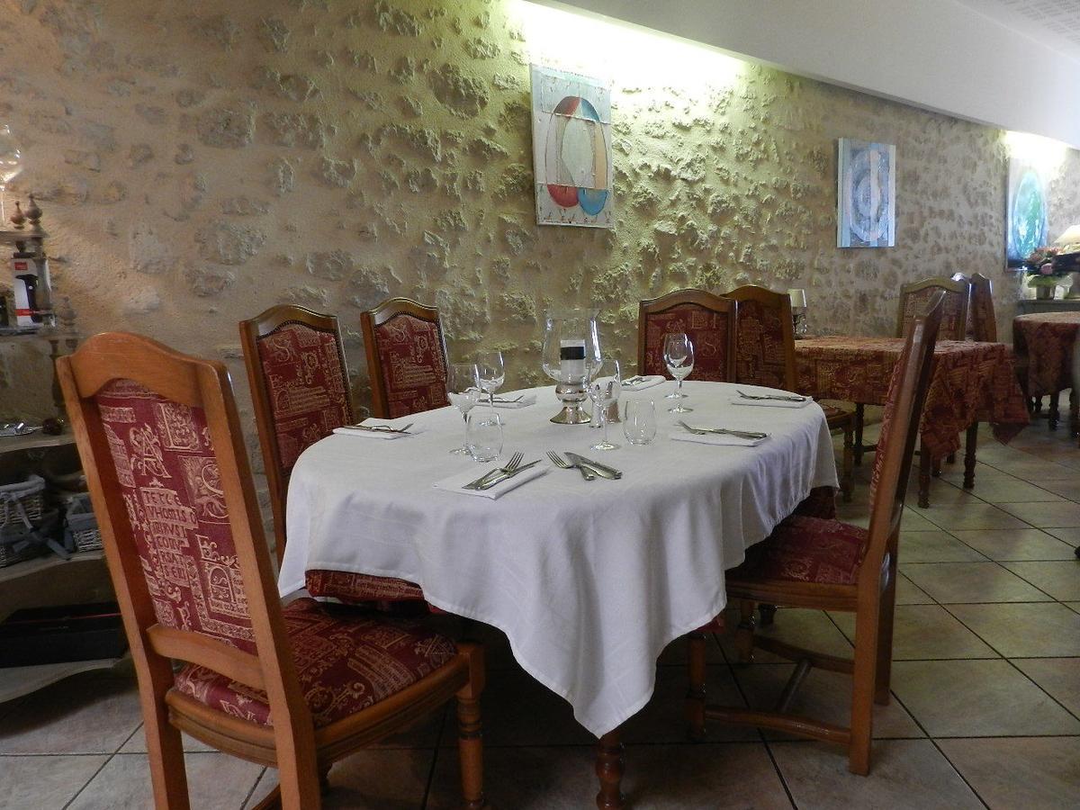 L'Un Des Sens Otel Villefranche-de-Lonchat Dış mekan fotoğraf